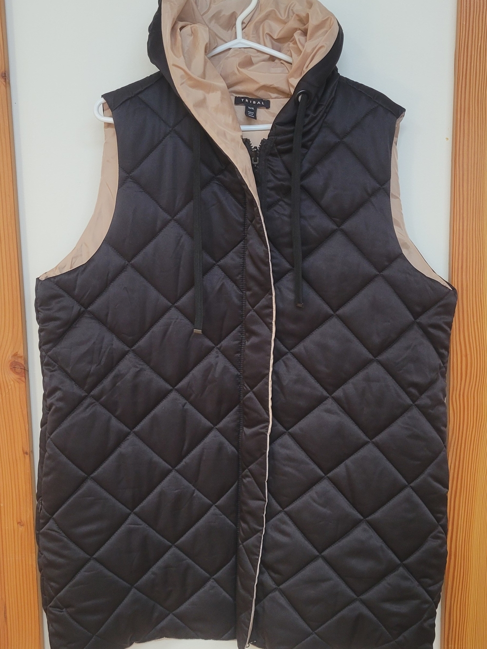 Tribal - BNWOT - Reversible Quilted Hooded Long Vest - Picture 4 of 8
